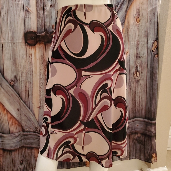 Skirt - Picture 1 of 1